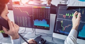 Deux hommes traders